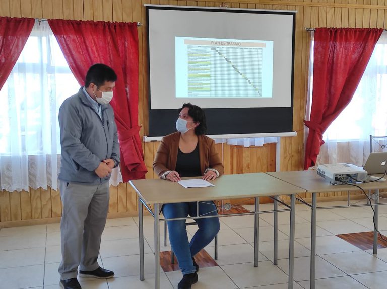 EN POBLACIÓN “EL COLORADO” COMENZÓ PROYECTO PILOTO “HUERTOS URBANOS” EN PUYEHUE: CONTINÚA EN SECTOR SOMA SUR