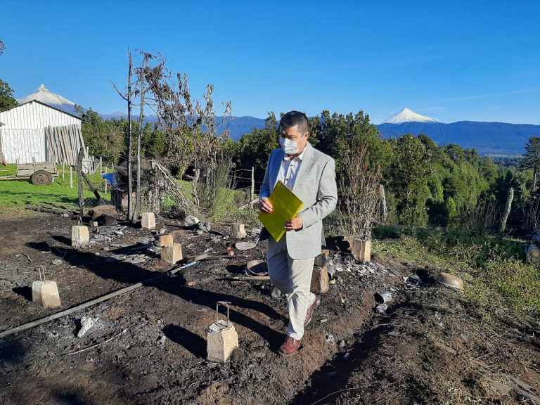 AYUDA SOCIAL TRAS INCENDIO EN PUYEHUE