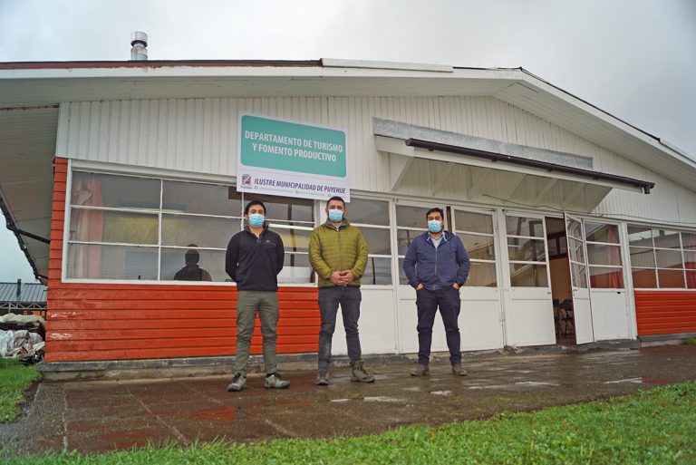 NUEVAS OFICINAS DEL DEPARTAMENTO DE FOMENTO PRODUCTIVO EN PUYEHUE