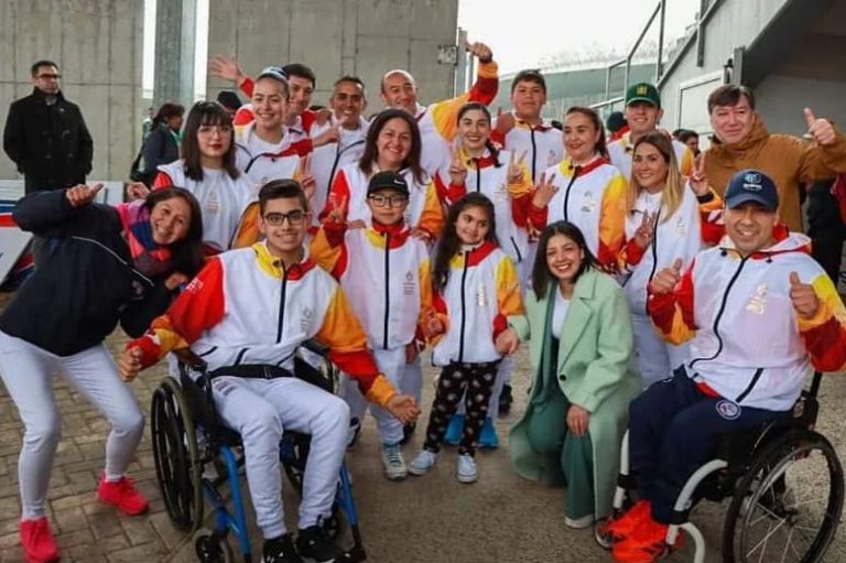 Joven deportista puyehuino participó en recorrido de la Antorcha Panamericana #Santiago2023 en Puerto Montt