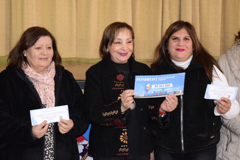 “Entrega de Fondos Municipales Concursables 2025”